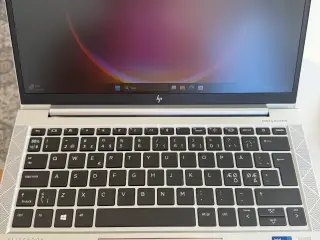 HP Elitebook 830 G8 Notebook PC