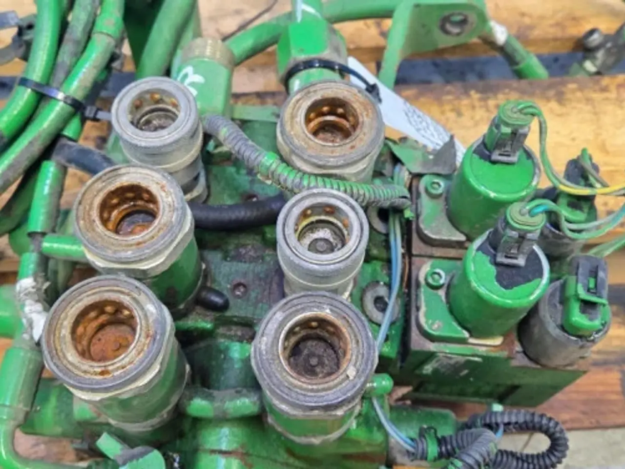 Billede 15 - John Deere 7920 Hydraulikventil RE267757
