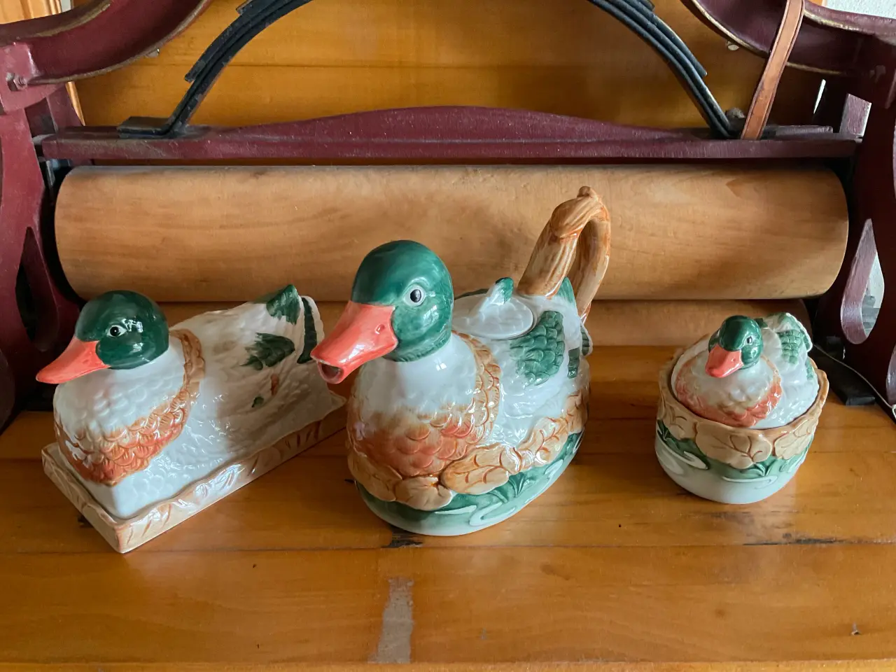 Billede 1 - Andefamilie i keramik