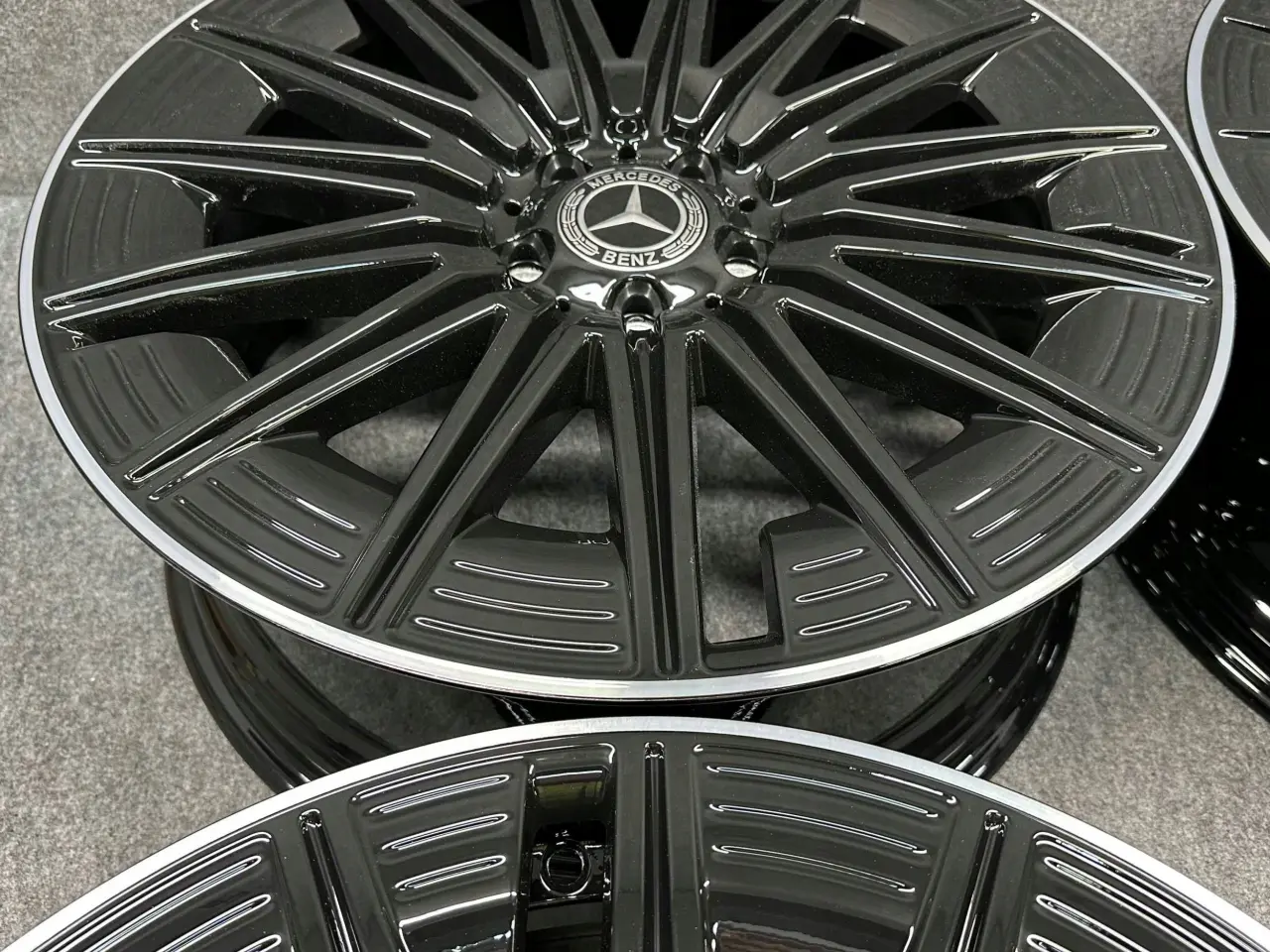 Billede 4 - ALUFÆLGE MERCEDES GLA GLB KLASSE AMG 247 X247 20"