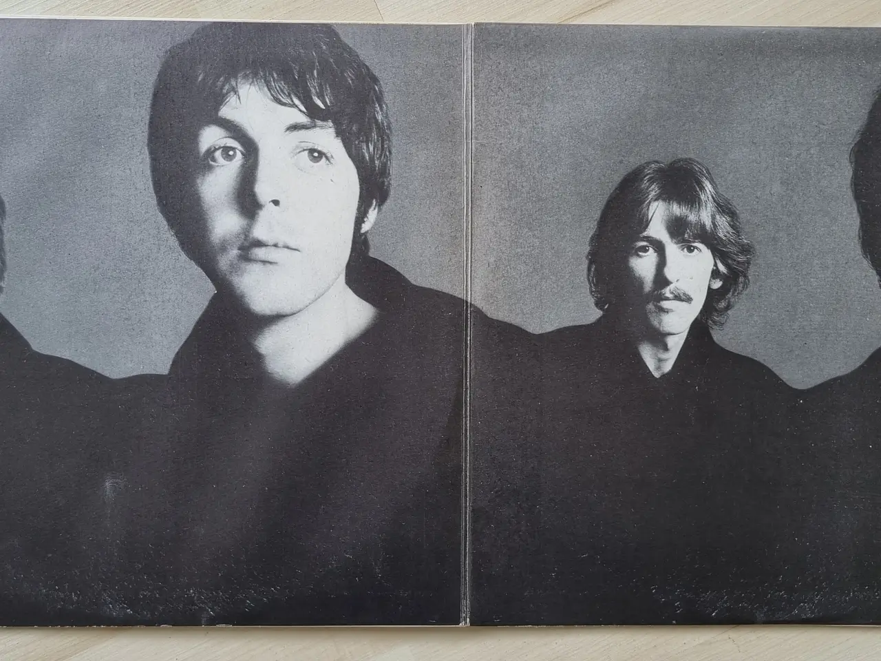 Billede 2 - Beatles-samling: single + dobbelt-LP