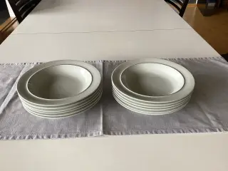Blåkant suppe/pasta tallerkener
