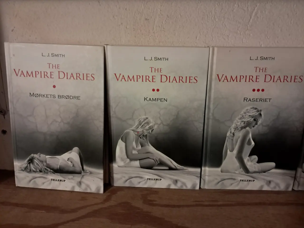 Billede 3 - Vampire diaries komplet