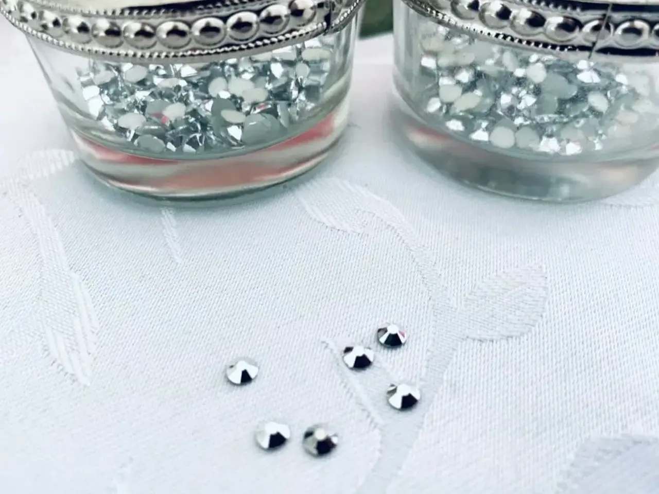 Billede 2 - Halvperler facetterede sølvfarvet 