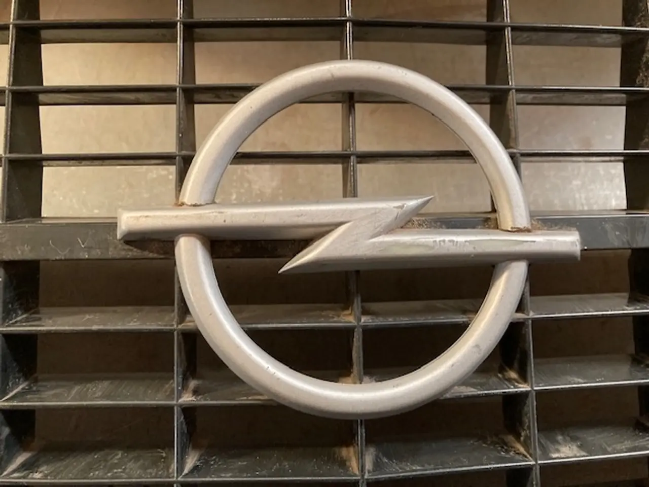Billede 12 - Opel Kadett D lygtegrill