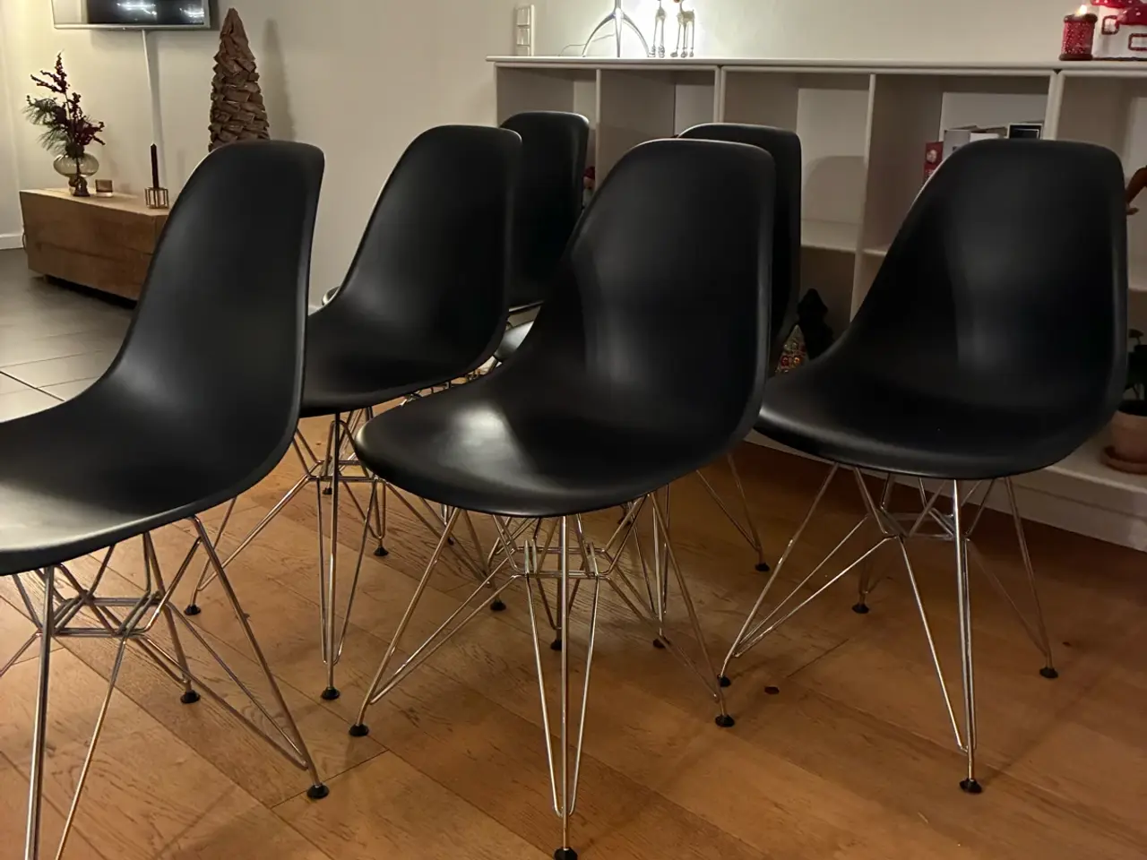 Billede 3 - Flotte Eames stole