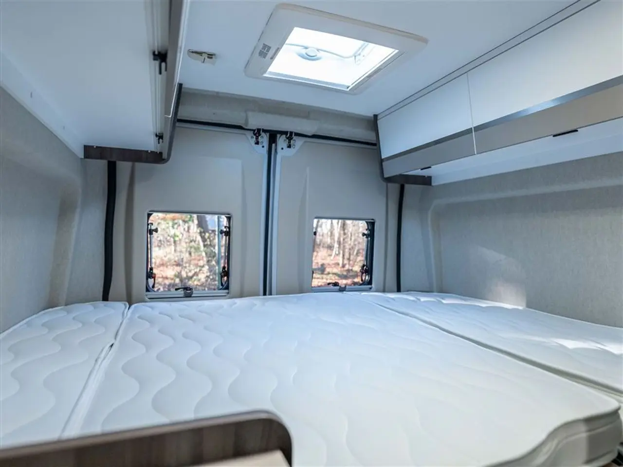 Billede 7 - 2026 - Benimar Benivan 144 UP Benivan 144 UP 2026 er en fuldt udstyret 5,99 meter campervan