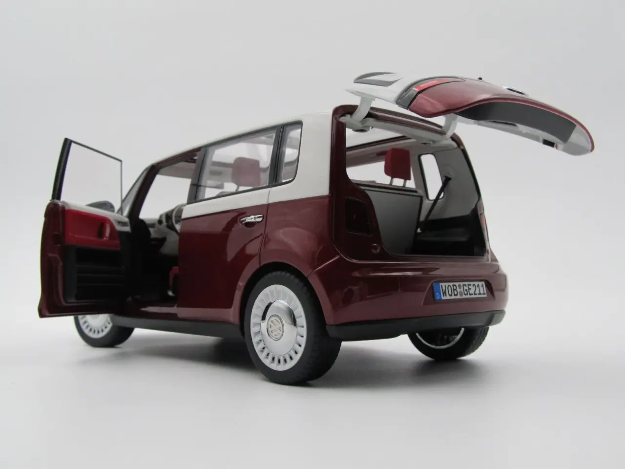 Billede 4 - 2011 VW Bulli Concept Bus 1:18