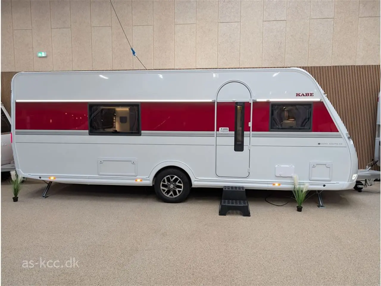 Billede 4 - 2027 - Kabe Royal 600 E TDL KS