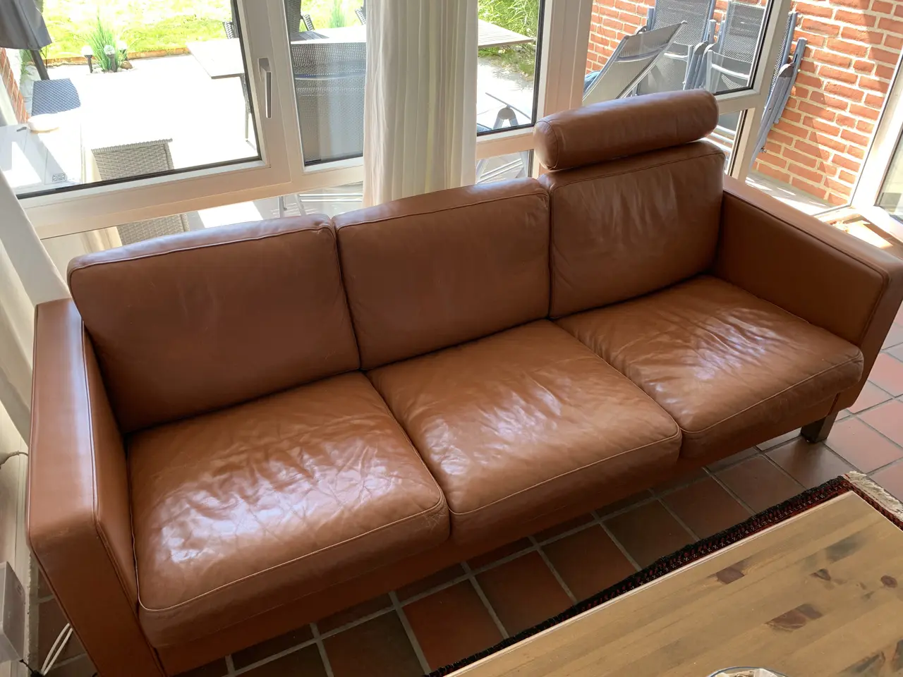 Billede 1 - Mogens Hansen 3 personers sofa i lysbrun læder