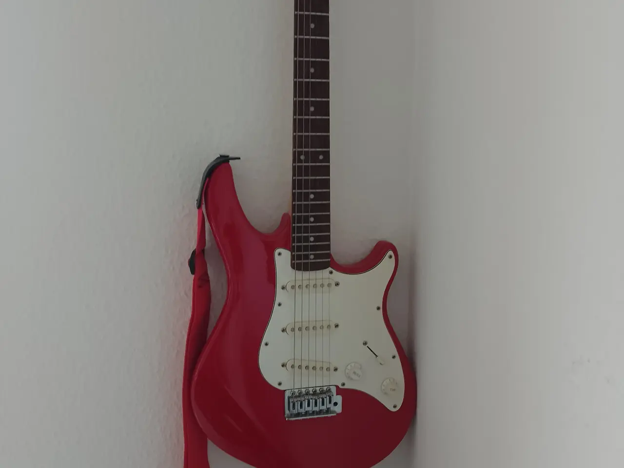 Billede 1 - Peavey elguitar med lille forstærker