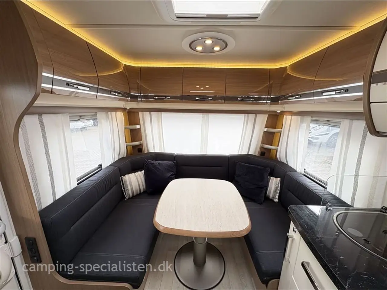 Billede 5 - 2015 - Fendt Tendenza 465 SFB Fendt Tendenza 465 SFB 2015 - Se den nu hos Camping-Specialisten.dk