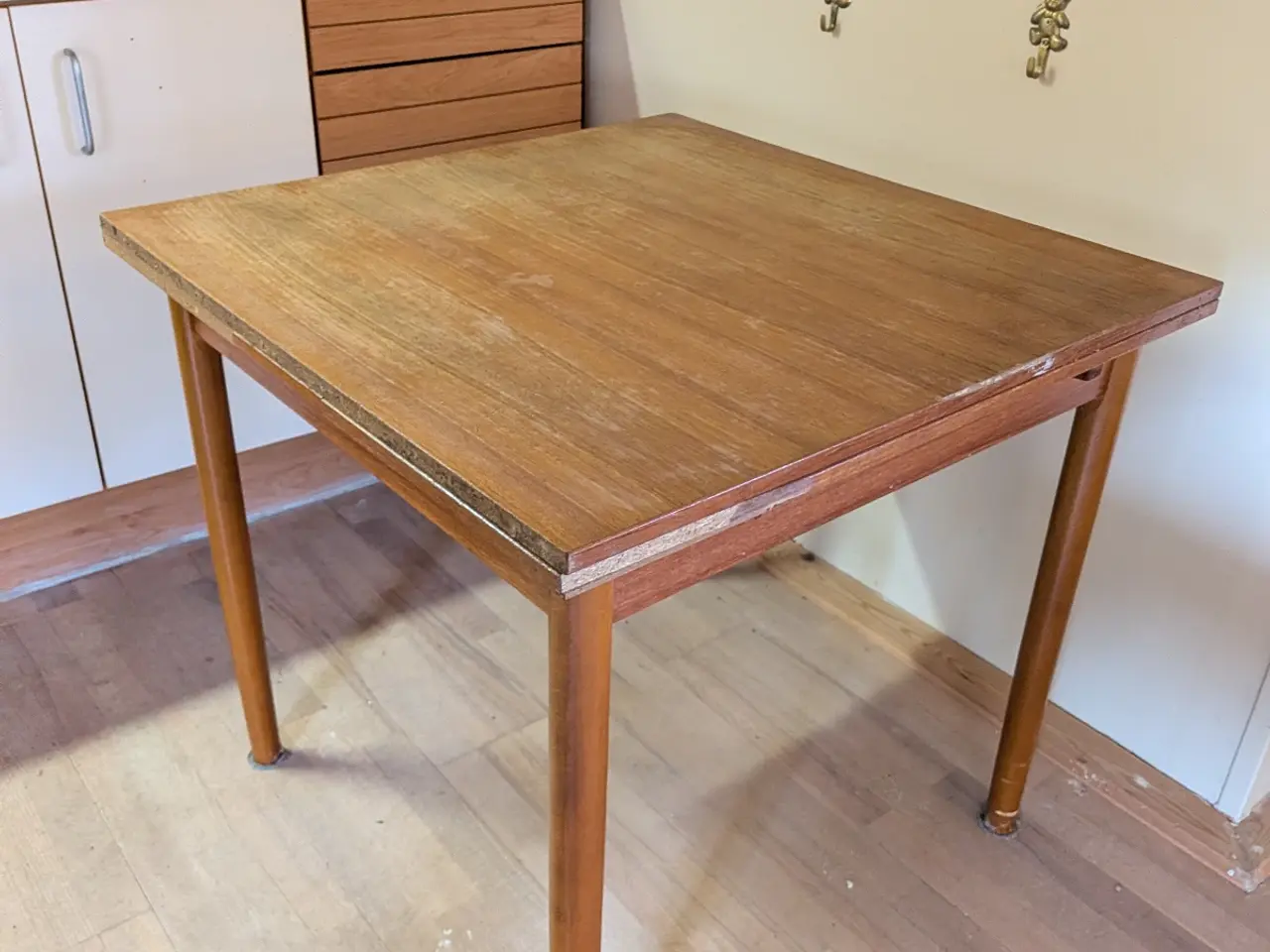 Billede 1 - Spisebord Teak
