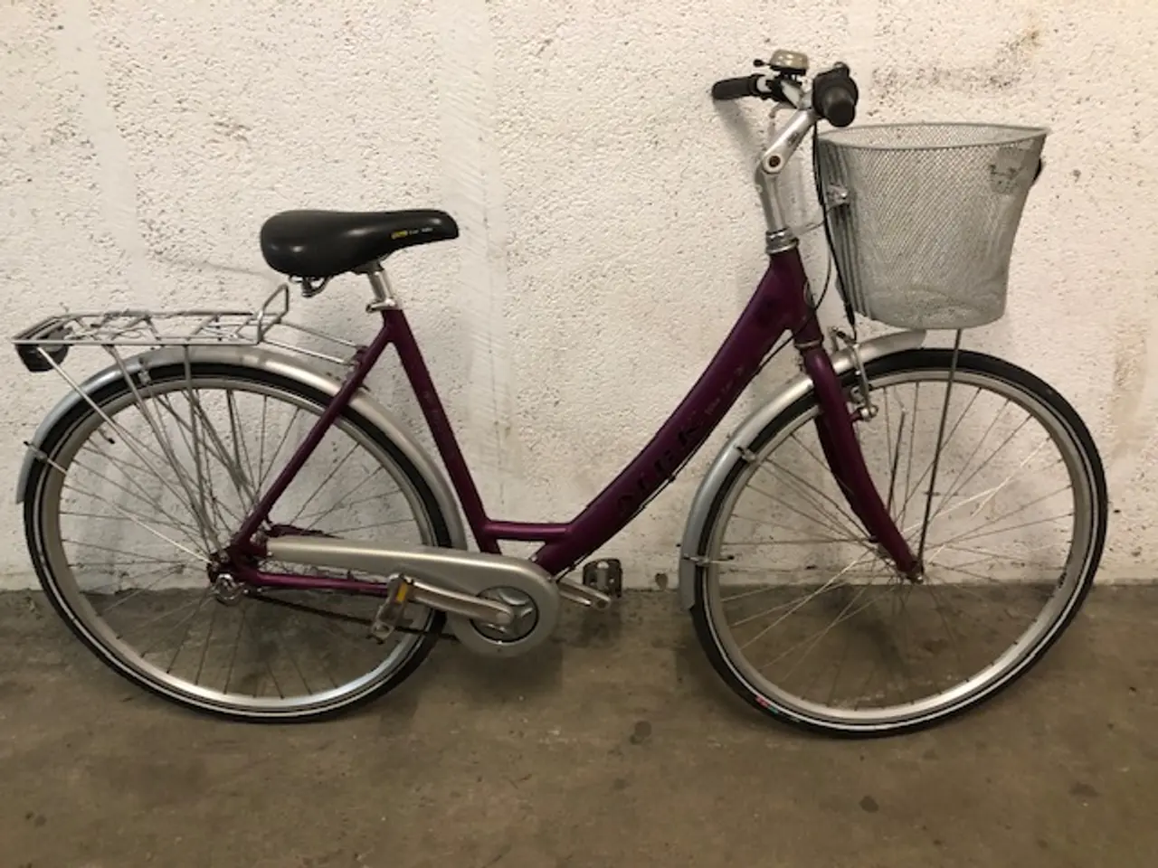 Billede 1 - Dame/stor pige cykel. 3 gear. Størrelse 53 cm.
