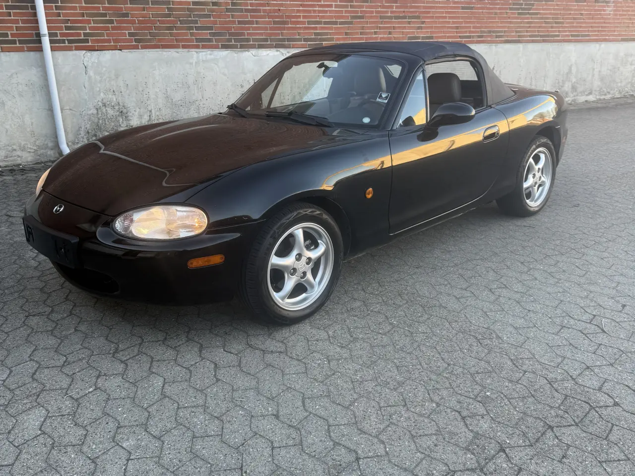 Billede 2 - Mx5 1,8 med 6 gear og spær