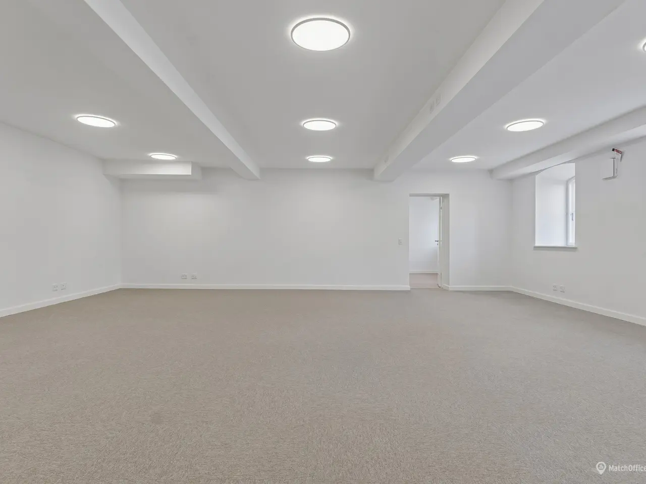 Billede 9 - Kontor i parterre med central placering
