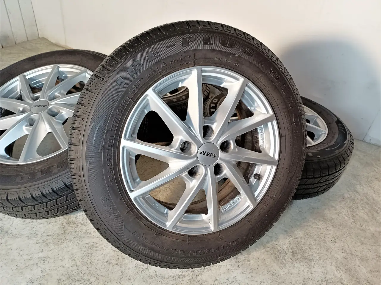 Billede 6 - 5x114,3 16" ET40 ALUTEC vinterdæk