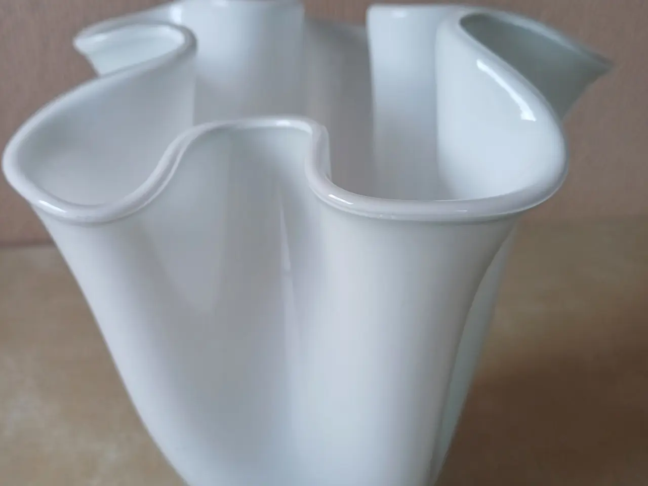 Billede 1 - Hvid tulipanvase i glas