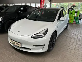 Tesla Model 3 Performance AWD