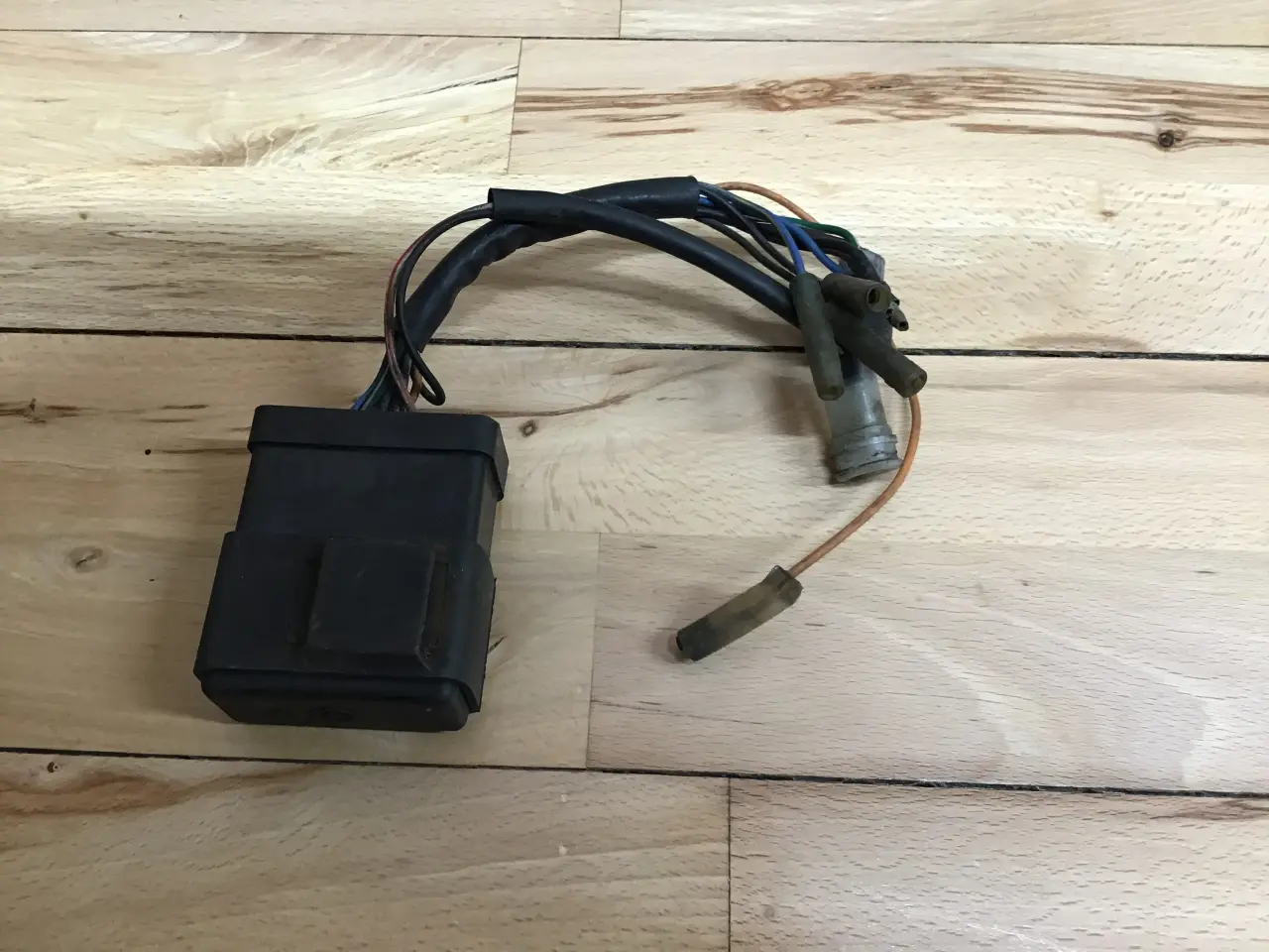 Billede 3 - Yamaha TZR 125 ny lygteholder