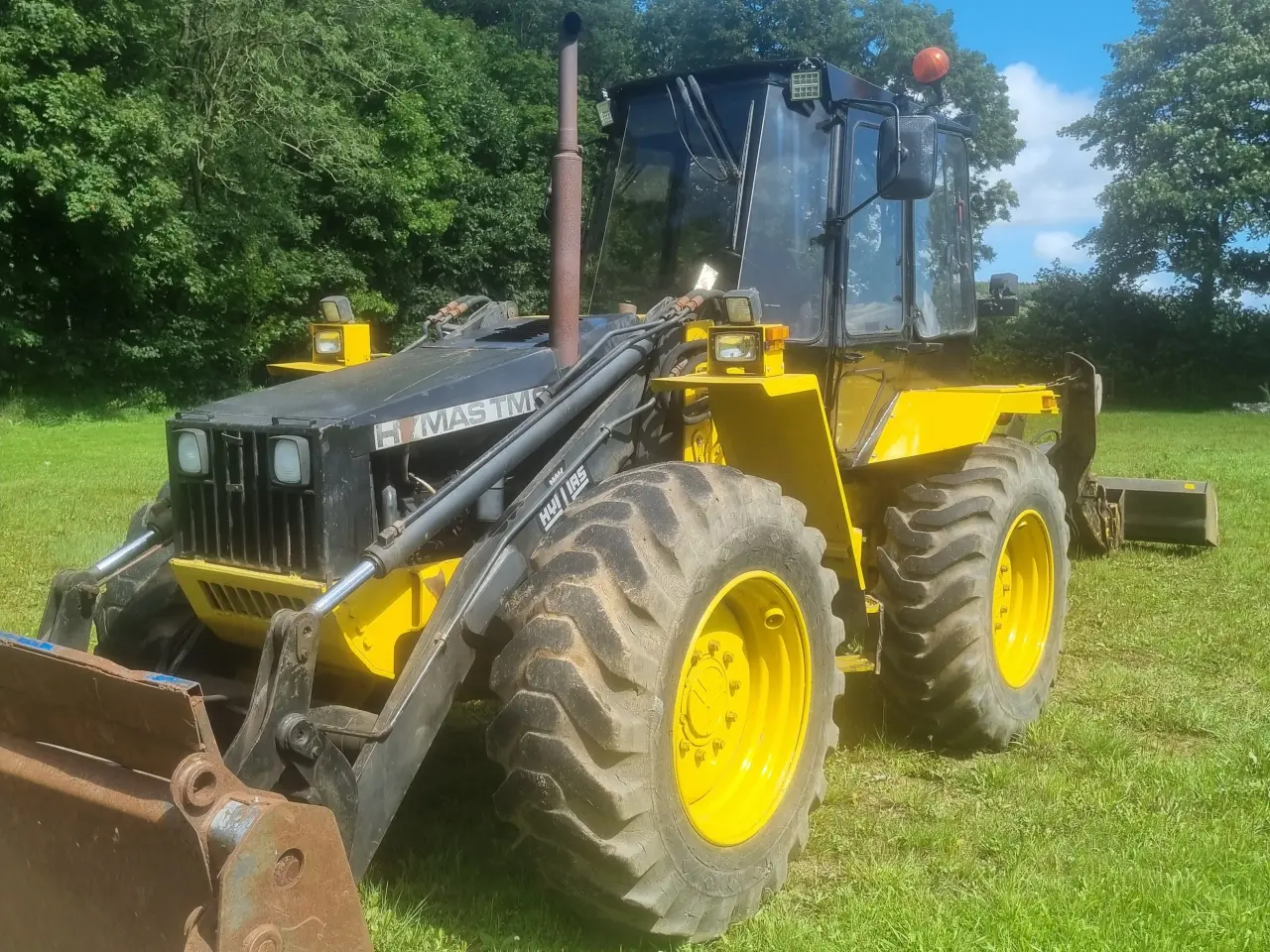 Billede 1 - Rendegraver Tm9 valmet hymas