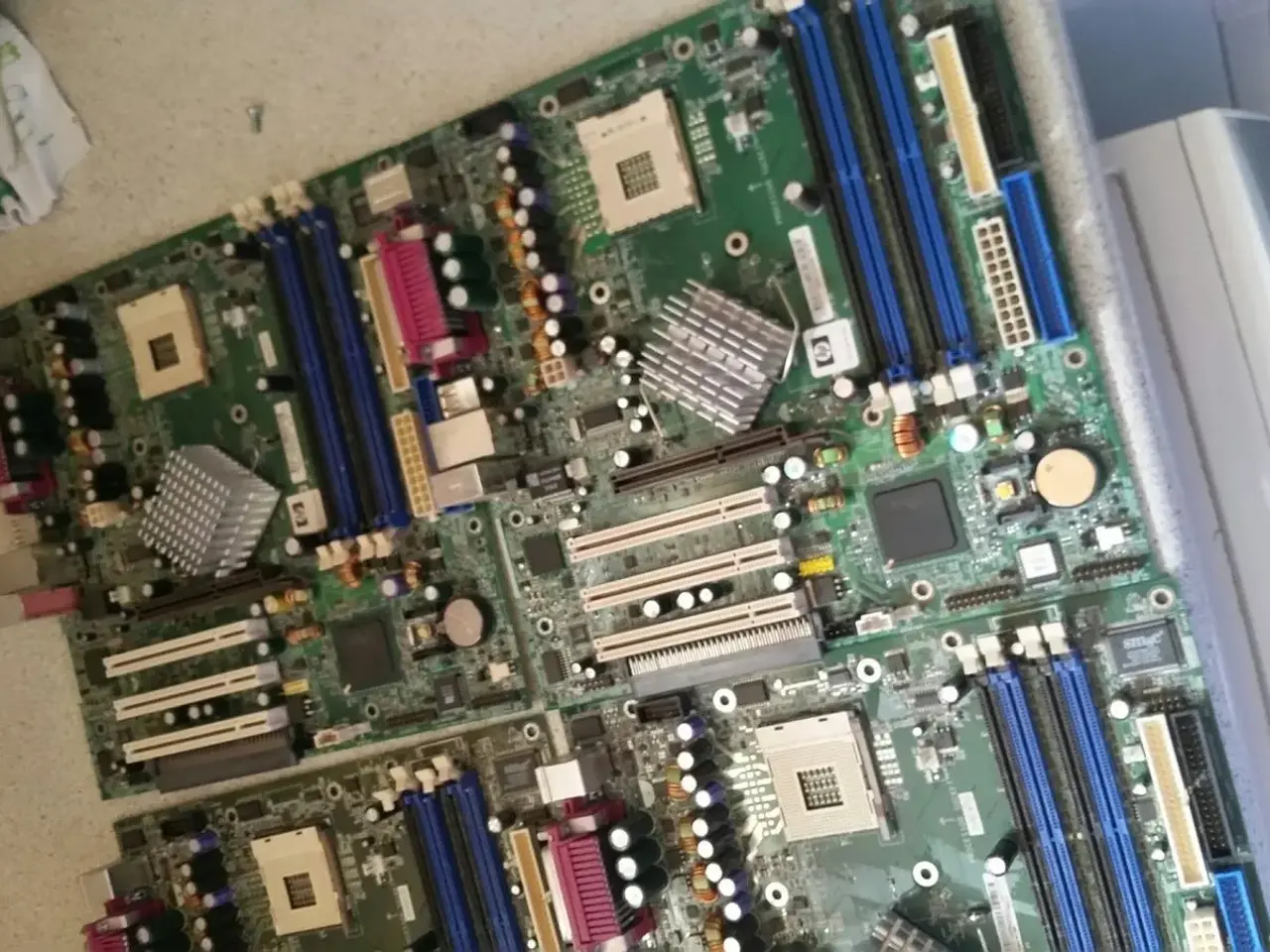 Billede 3 - Bundkort til hp/compaq D530 socket 478!