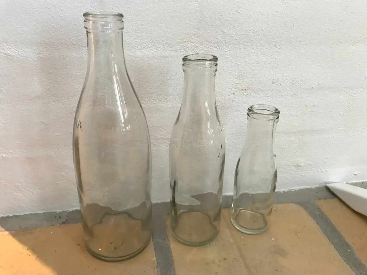 Billede 1 - Mælkeflasker fra dengang bedstefar var dreng.