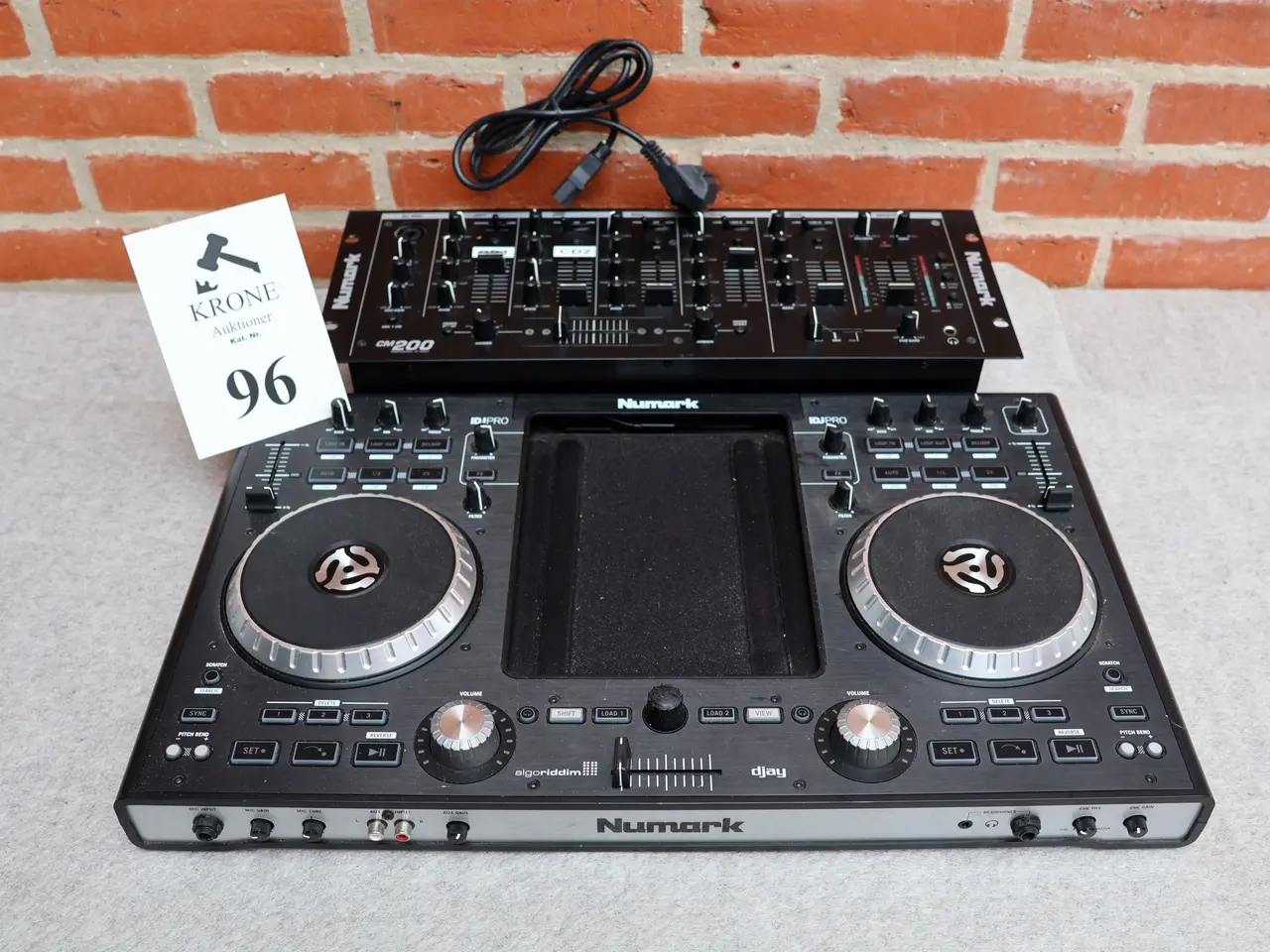 Billede 1 - Numark IDJ Pro controller og CM200 mixer