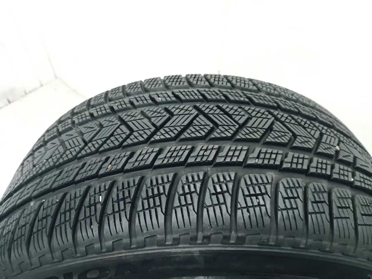 Billede 3 - vinterdæk - 275/40R20 106V Pirelli (4 stk)