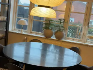 Lækkert Nordal marmor spisebord