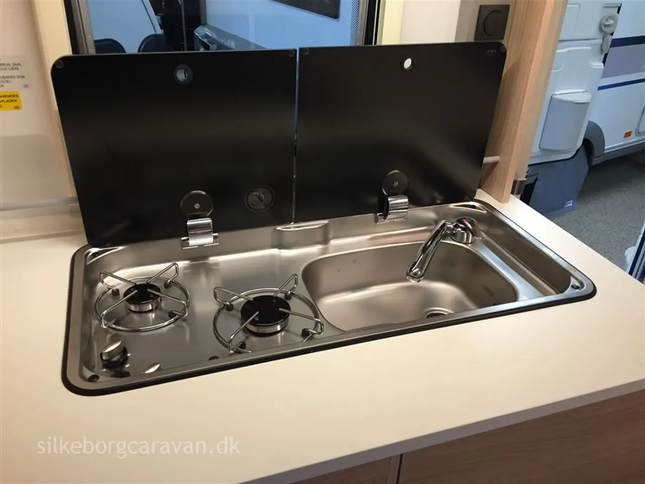 Billede 8 - 2026 - Adria Aviva 400 PS