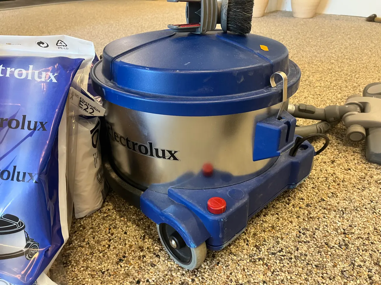 Billede 7 - Electrolux Støvsuger m. poser
