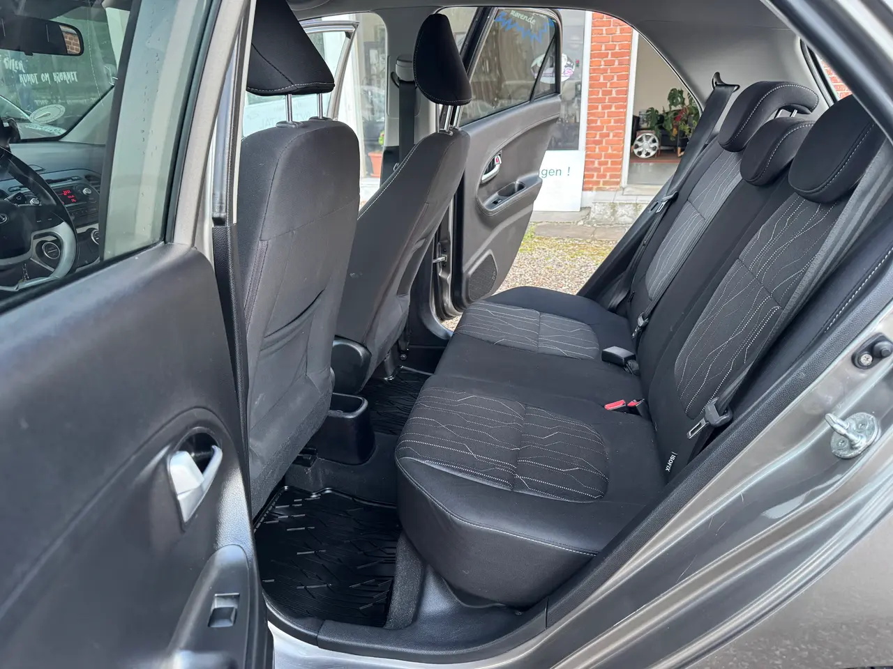 Billede 8 - Kia Picanto Nysyn Pæn Kun kørt 140000km
