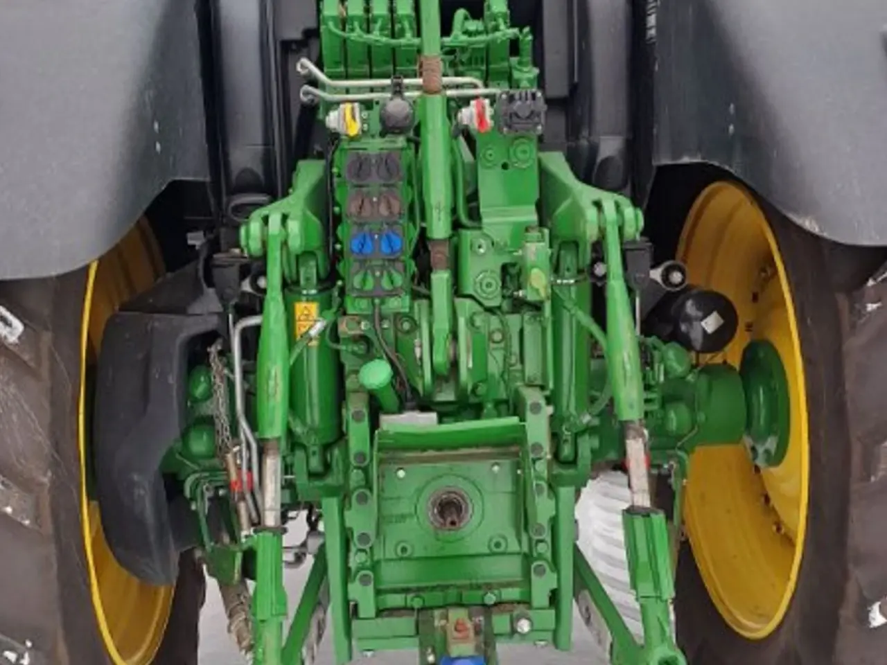 Billede 4 - John Deere 6R 185 JOHN DEERE LÆSSER, FRONTLIFT, AUTOTRAC READY