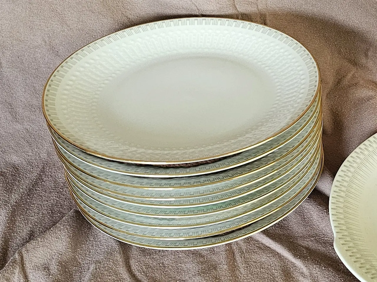Billede 1 - Winterling Bavaria — 9 frokosttallerkener 20,5 cm + fad