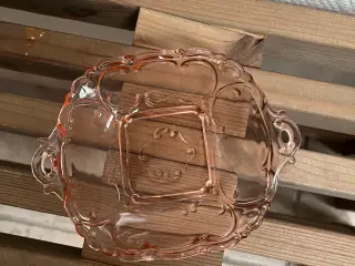 Lille vintage skål i rødt glas