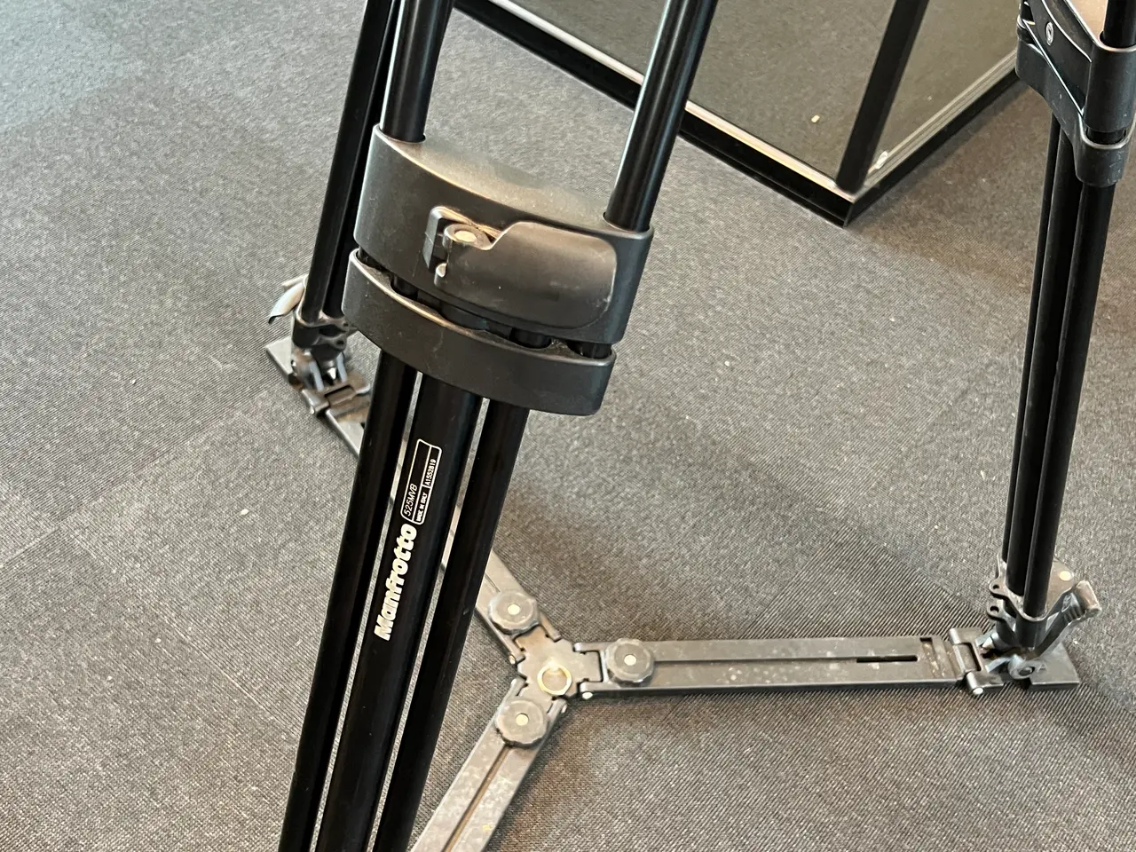 Billede 3 - Manfrotto 525MVB videostativ med 501HDV videohoved