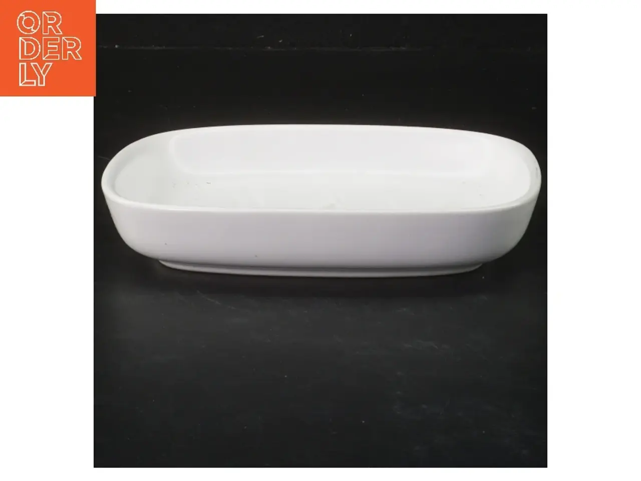 Billede 1 - Hvid porcelænsfad (str. 16,5x12,5 cm)