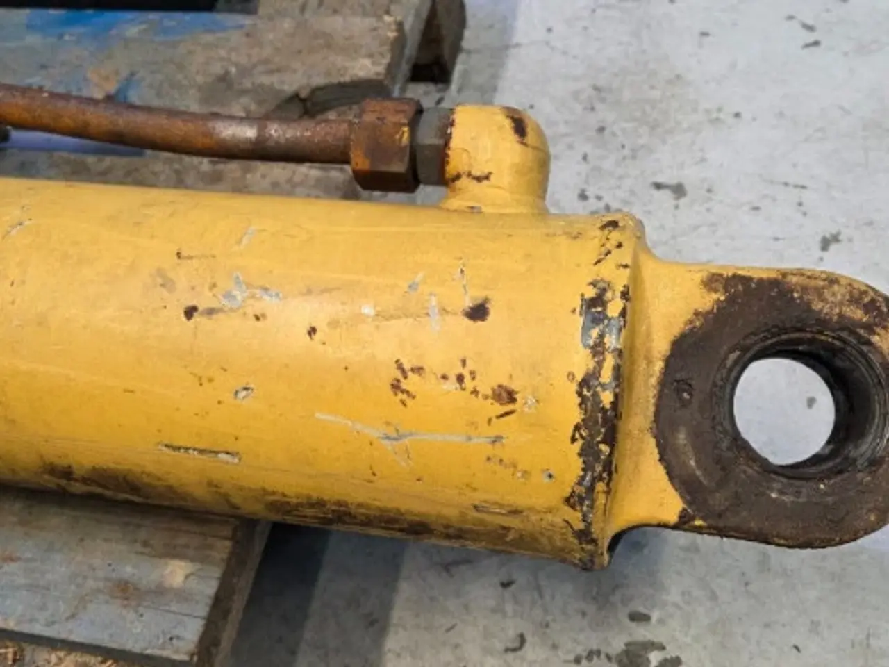 Billede 12 - Ford 675D Cylinder F1NNB577BA