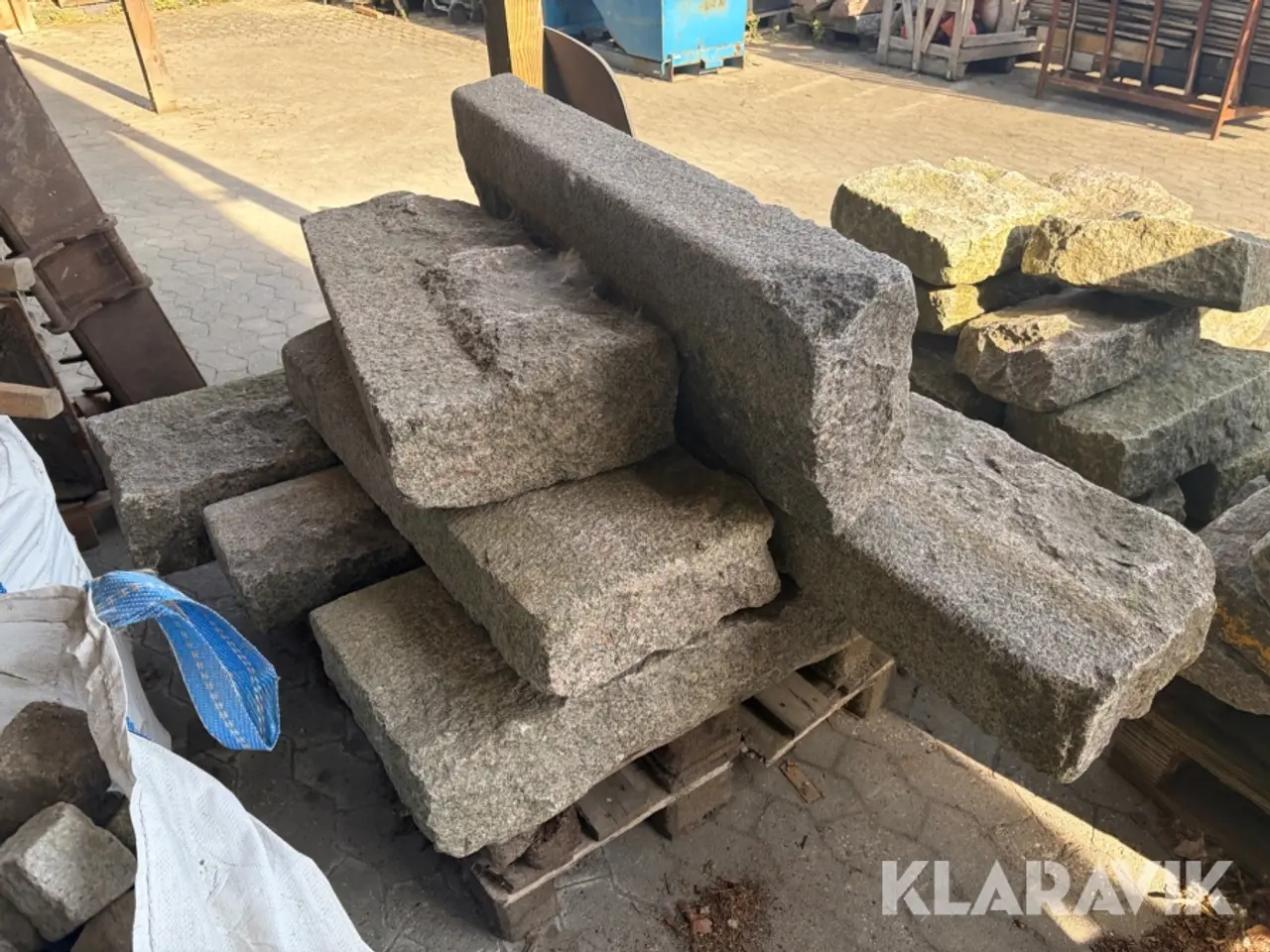 Billede 4 - Trappesten rød granit - 7 styk