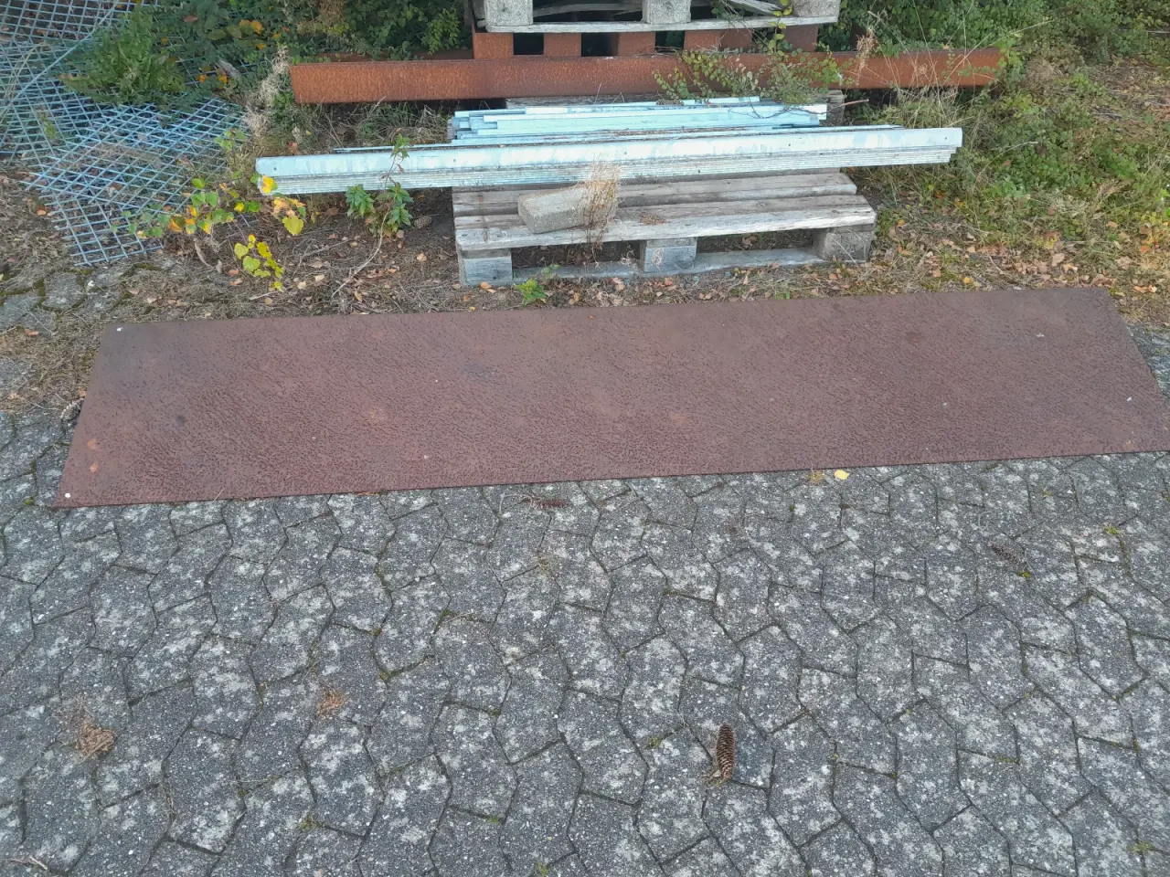 Billede 1 - Cortenplader højbed