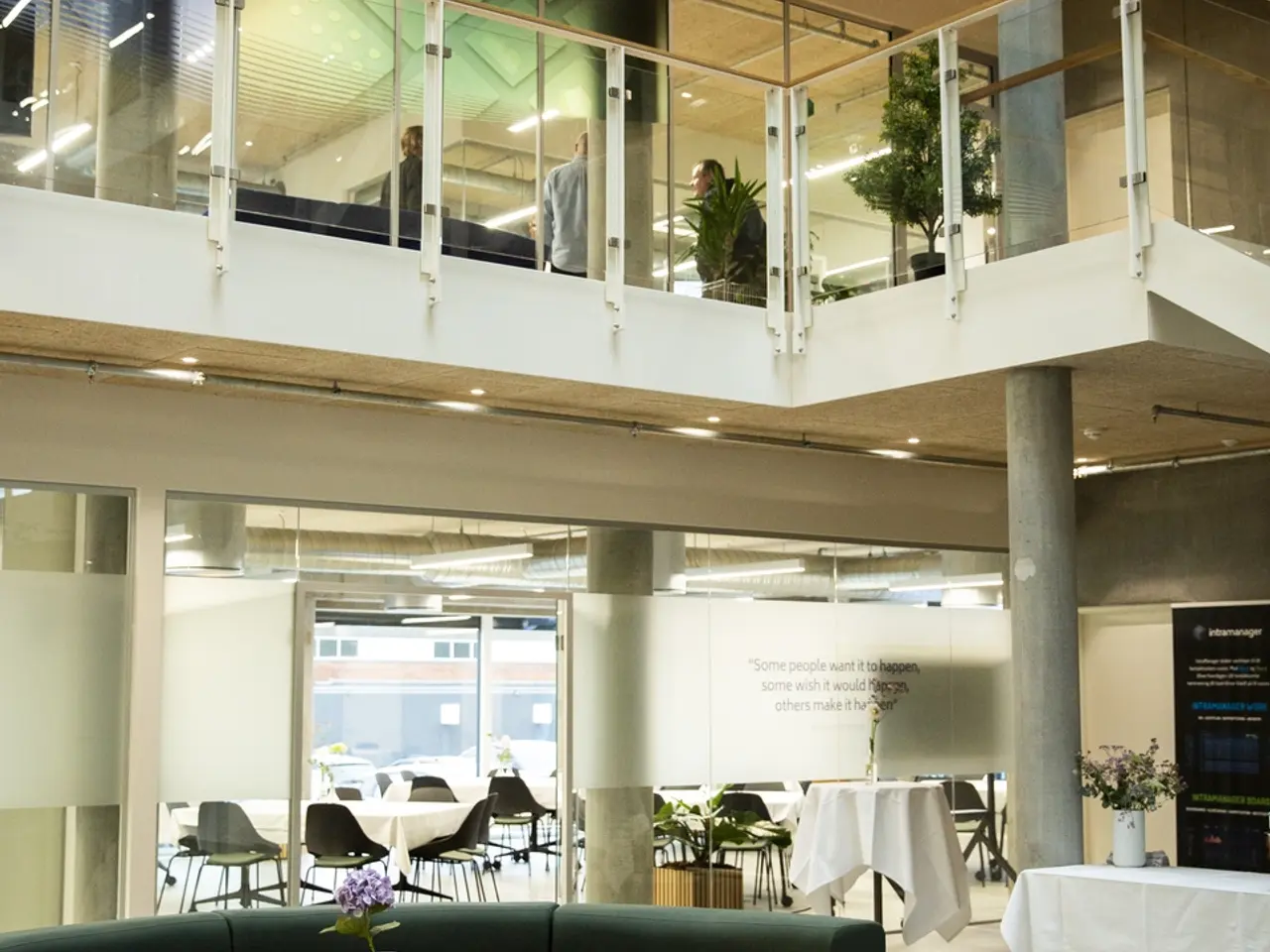 Billede 1 - Skrivebordspladser i Tech Town Odense