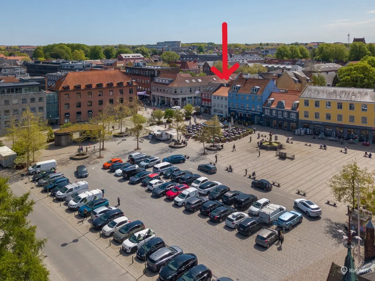 Billede 3 - Sublim placering midt på Stændertorvet!