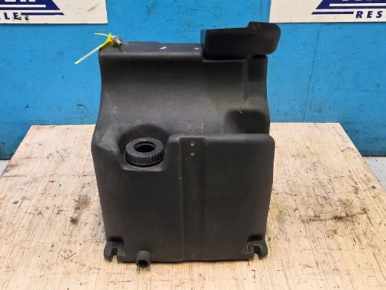 Billede 2 - New Holland TN75F Dieseltank 5195011