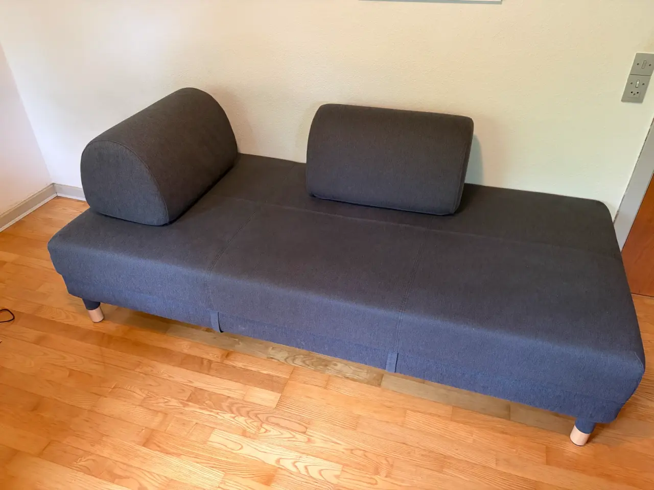 Billede 1 - Sovesofa med opbevaring