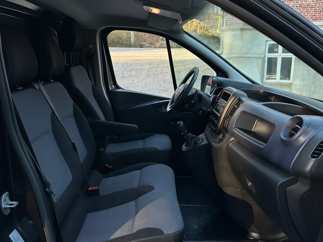 Billede 9 - Opel Vivaro moms fri. Evt. bytte.