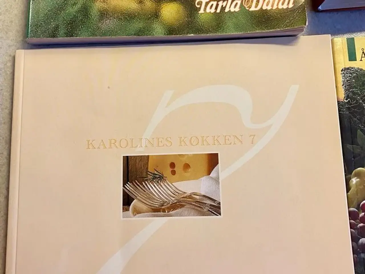 Billede 3 - Diverse kogebøger til salg