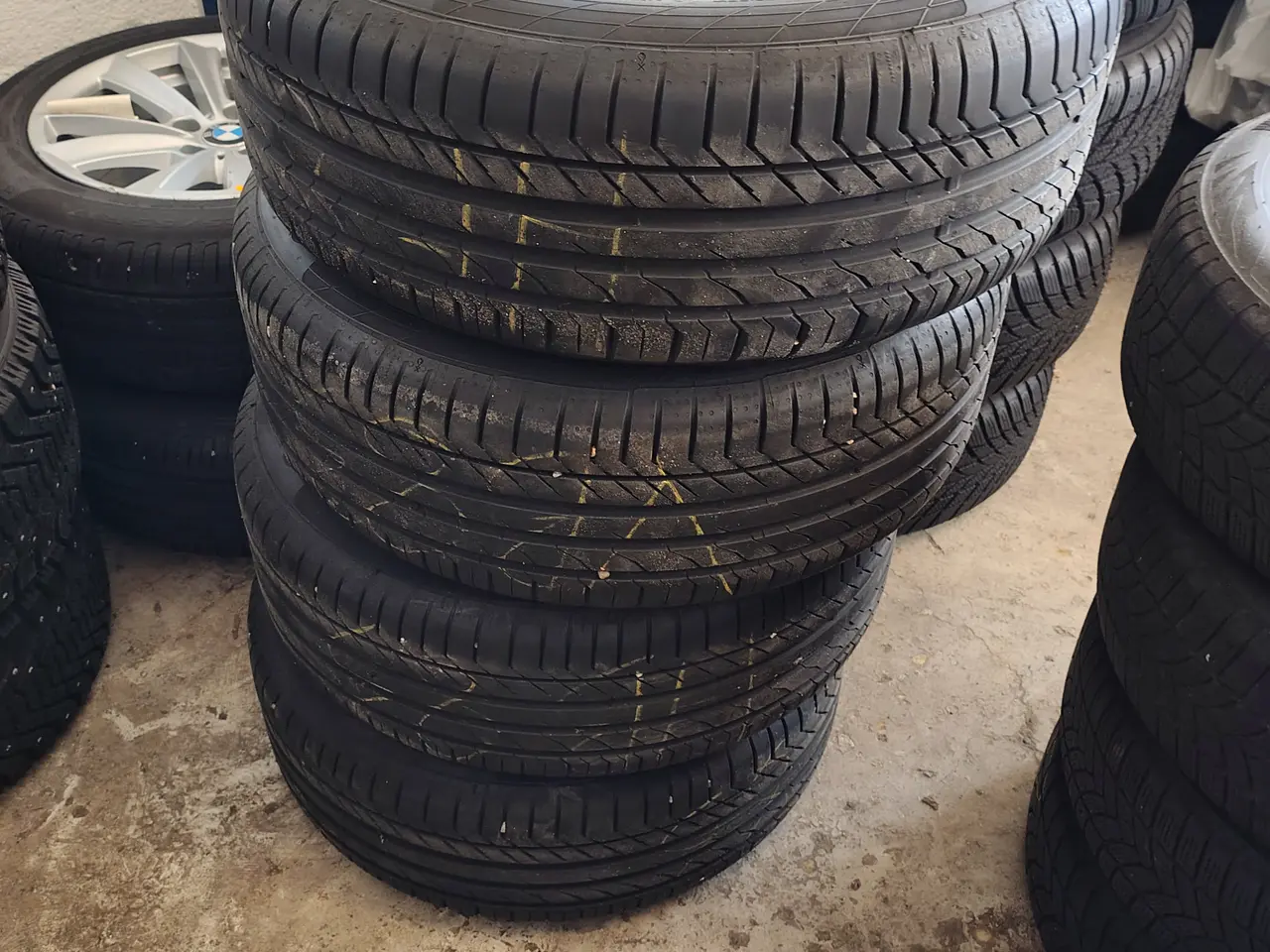 Billede 1 - Fire alufælge med dæk CONTINENTAL 225/50 R 17