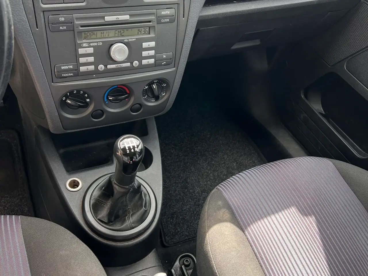 Billede 6 - Billig FORD FUSION 1,6 VELHOLDT