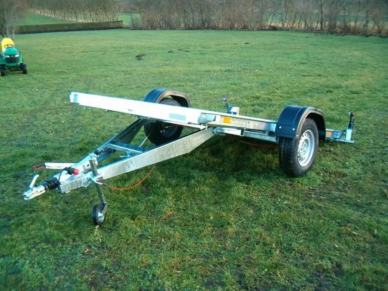 Billede 6 - En meget velholdt maskintrailer med vip 